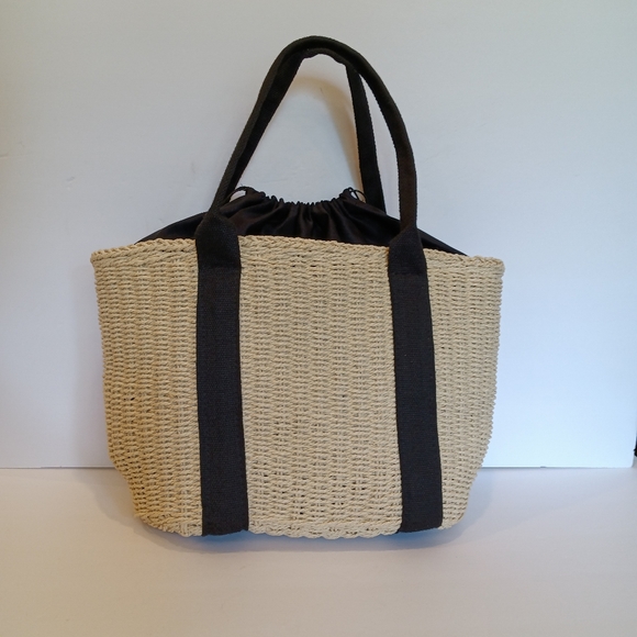Unbranded Handbags - Woven Seagrass Tote Bag with Black Web Handles & Drawstring Lining